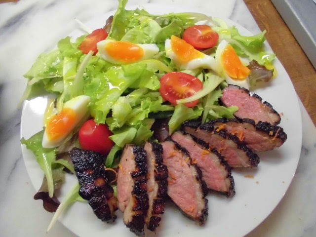 Küchentheater: Festlicher Salat mit Entenbrust á l´Orange
