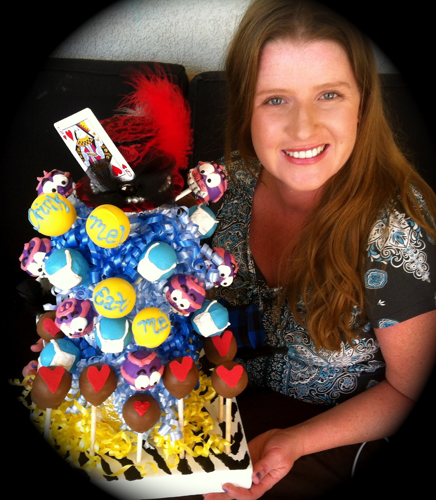 Cake Pop Queens Alice and Wonderland Cake Pops