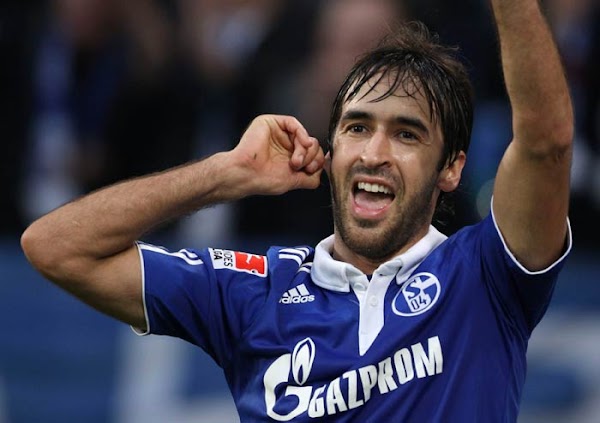 El Schalke 04 trata la renovación de Rául González