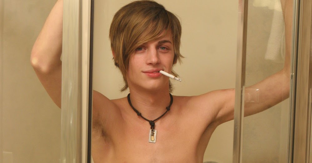 Gay boys smoking