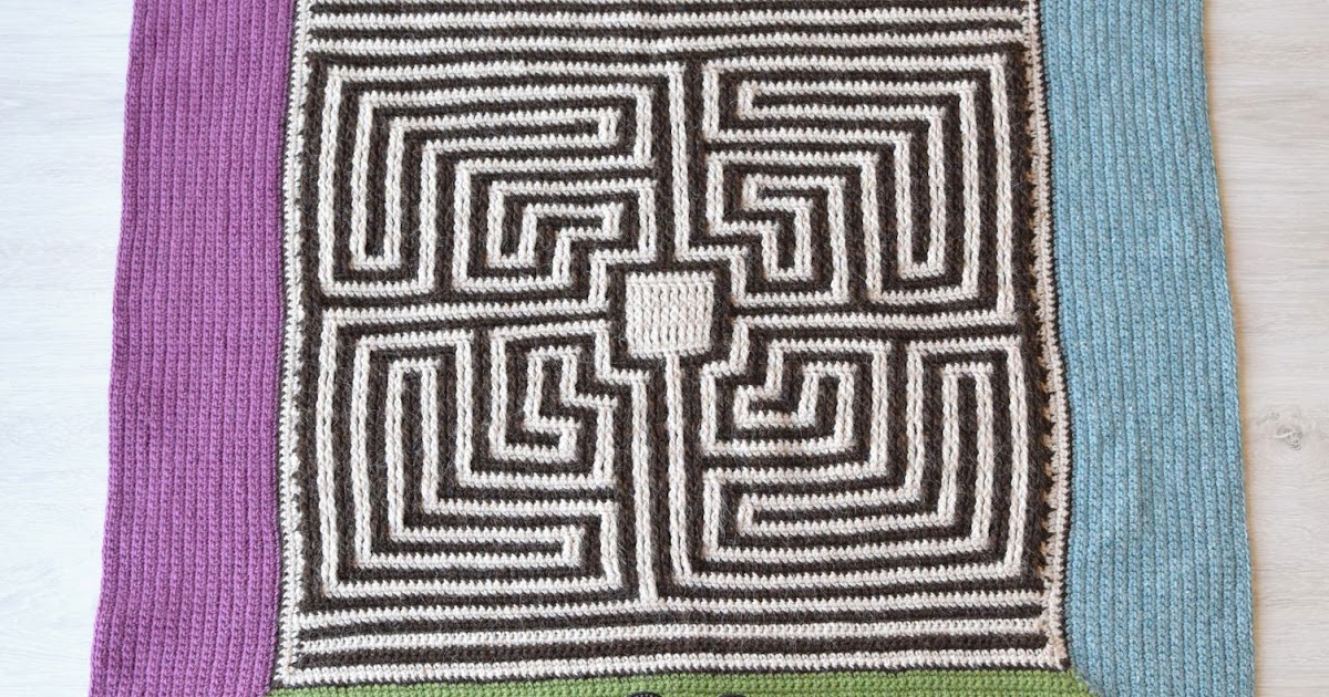 Roman Labyrinth: a rug and a pillow in one pattern | LillaBjörn's ...