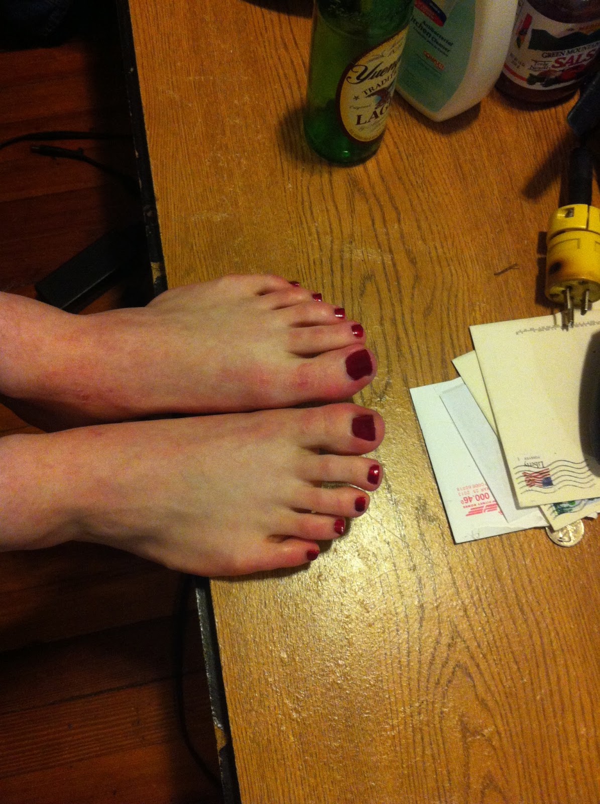 Ethonails Painting a Boy's Toenails