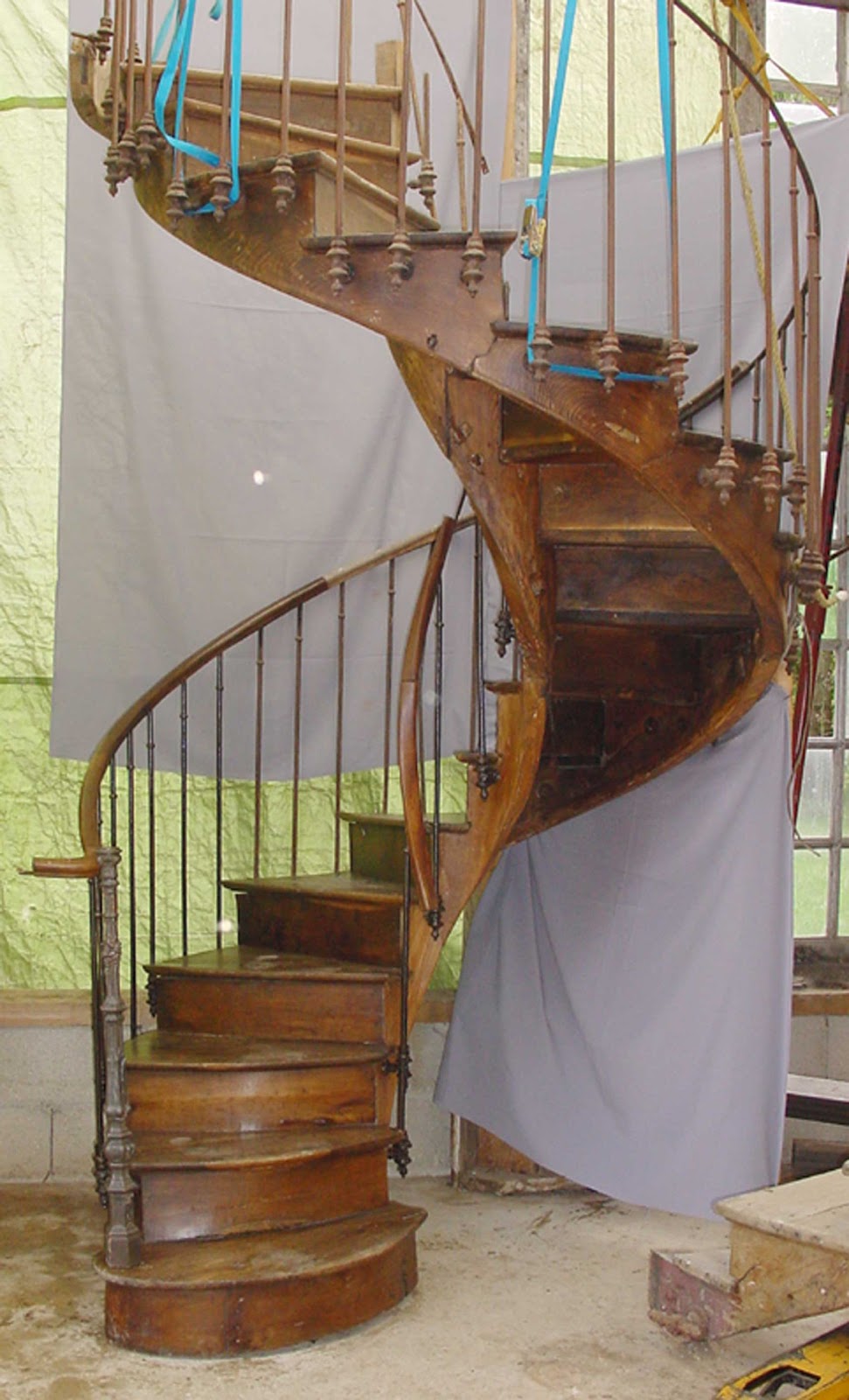 escalier helicoidal bois occasion
