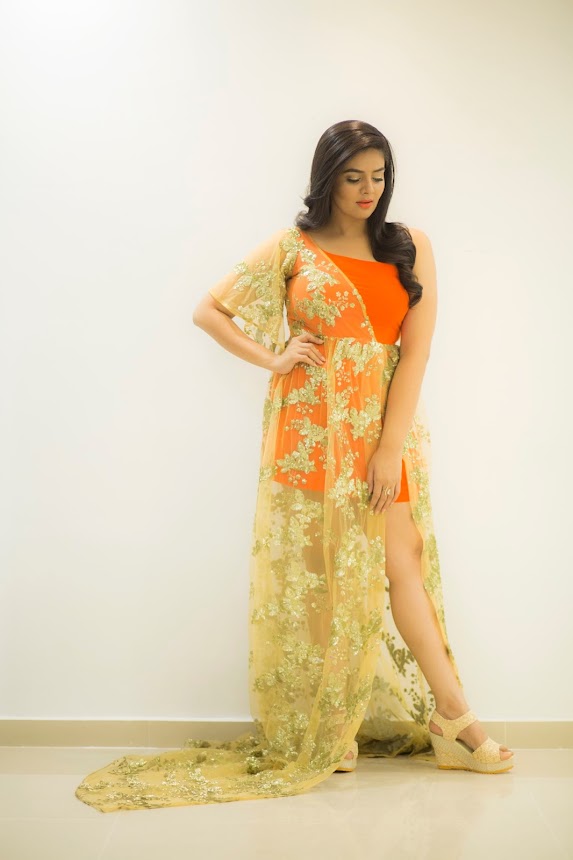 SreeMukhi stills at Zee Golden Awards