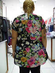 CAMISA COM ESTAMPA FLORAL