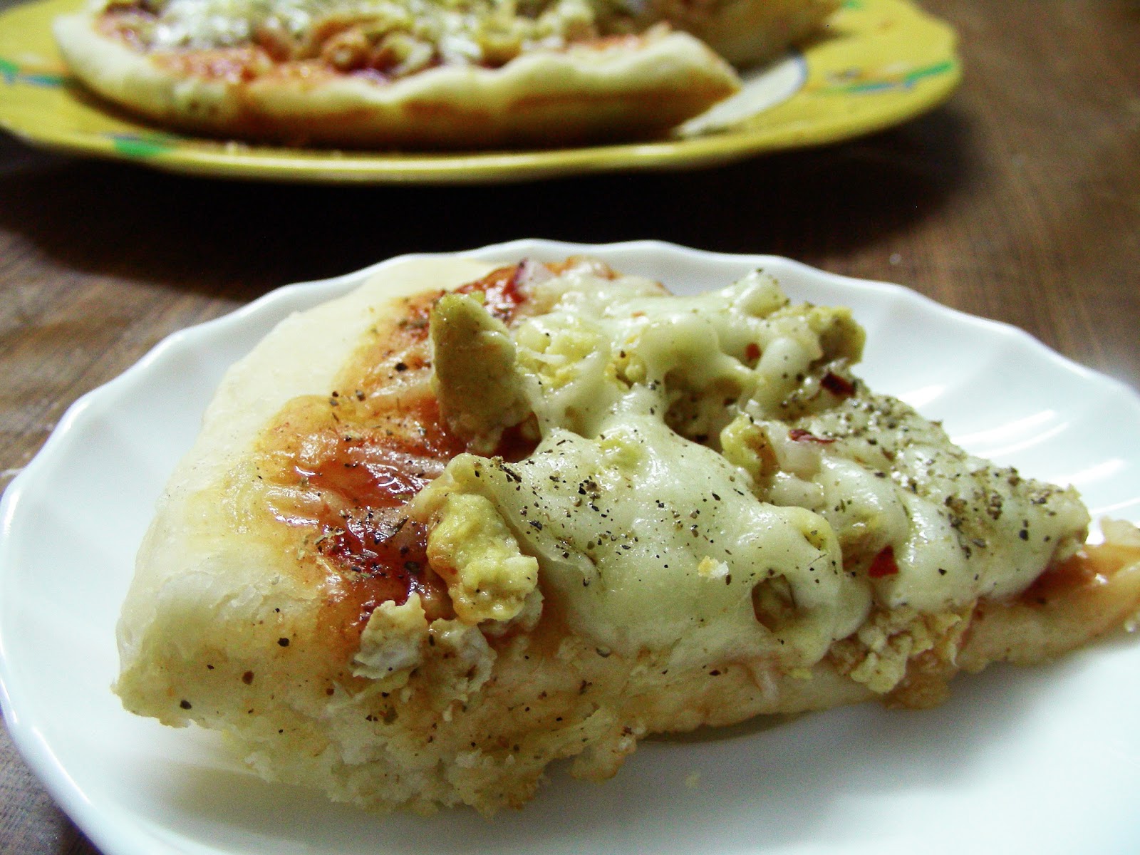 Nimmy's Kitchen Egg Pizza