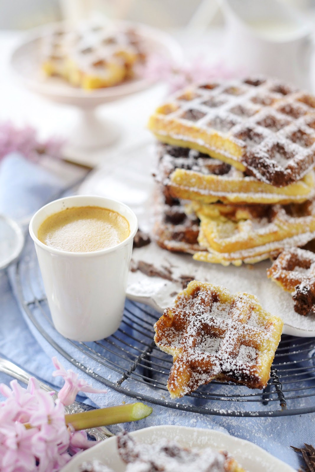 Kessy&amp;#39;s Pink Sugar: Kuhflecken Waffeln – Lütticher Waffeln – Belgische ...