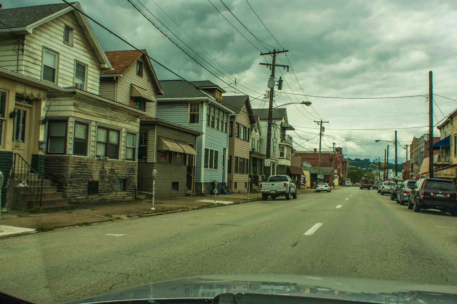 Ladee's Travels Charleroi, PA Drive through Town
