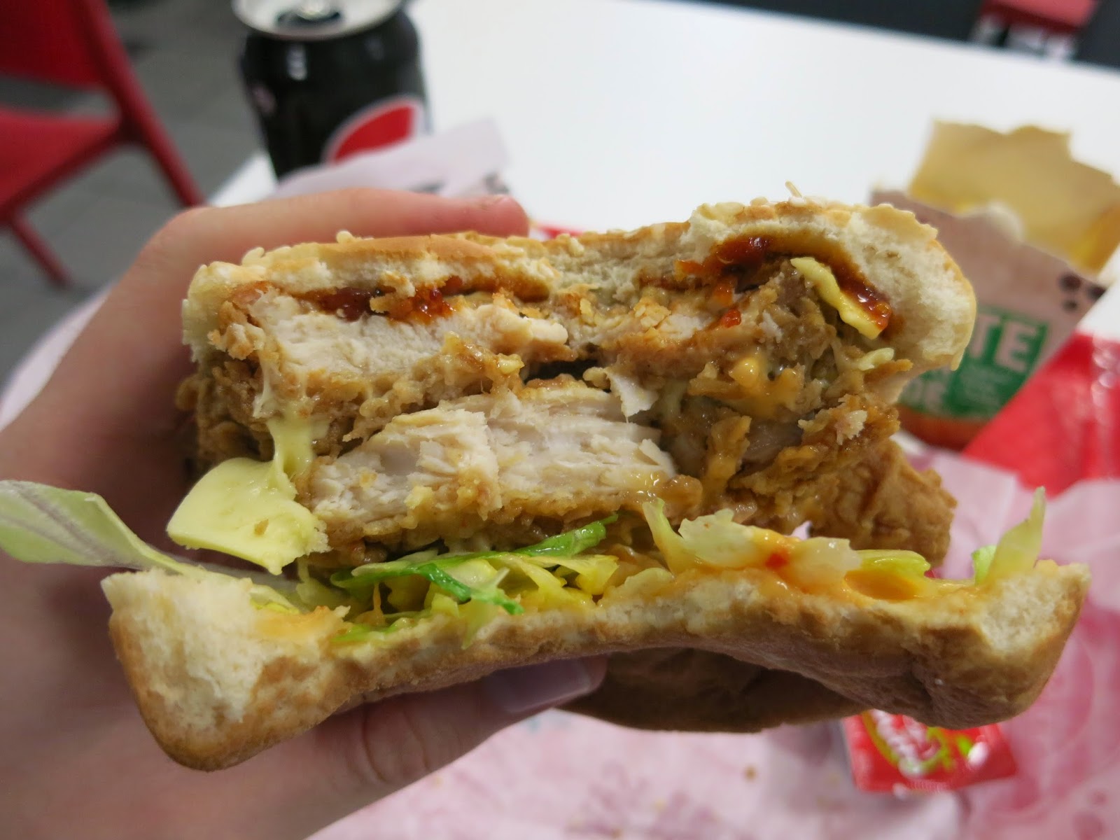 Kentucky Fried Bloggin' KFB in Australia Zinger Stacker review