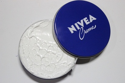 cara pemakaian nivea creme untuk wajah tangan dan kaki cara pemakaian nivea creme untuk wajah tangan dan kaki