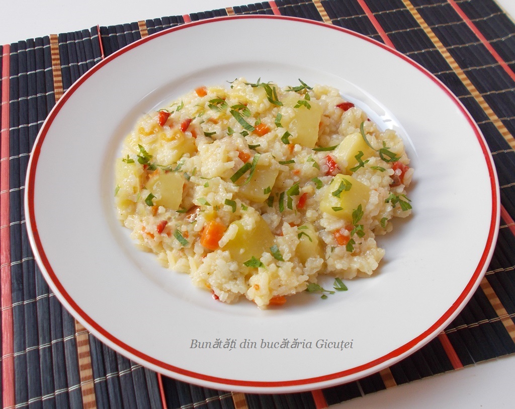 Orez cu dovlecei Bunătăți din bucătăria Gicuței