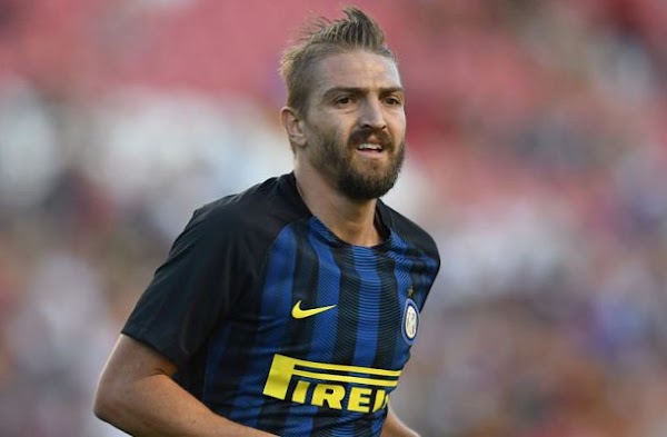 Oficial: El Inter de Milan cede a Caner Erkin al Besiktas
