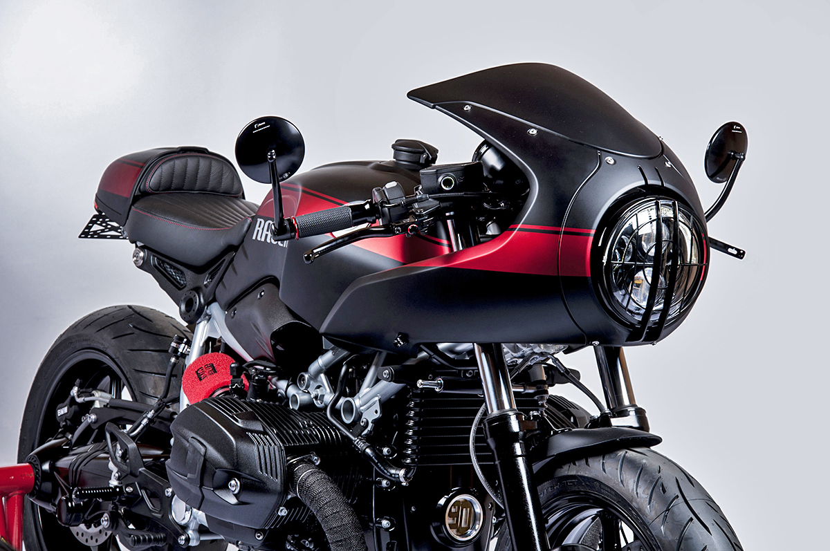 Red Line - Tank Machine BMW R9T | Return of the Cafe Racers