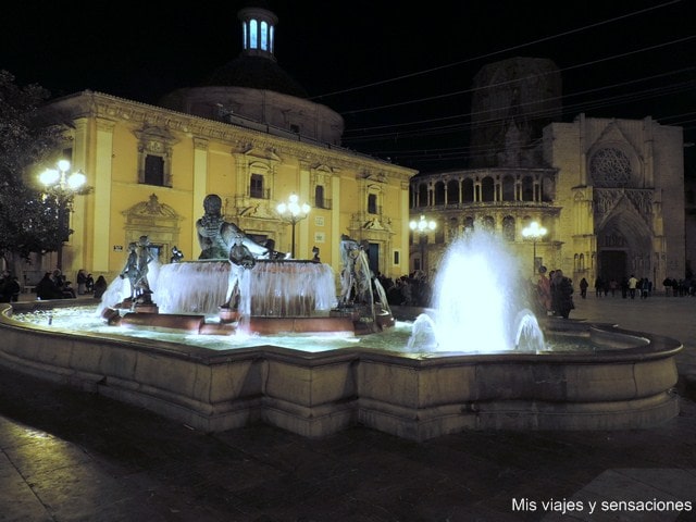 Plaza de la Virgen, Valencia
