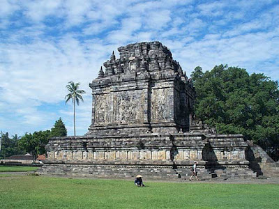 Mendut temple