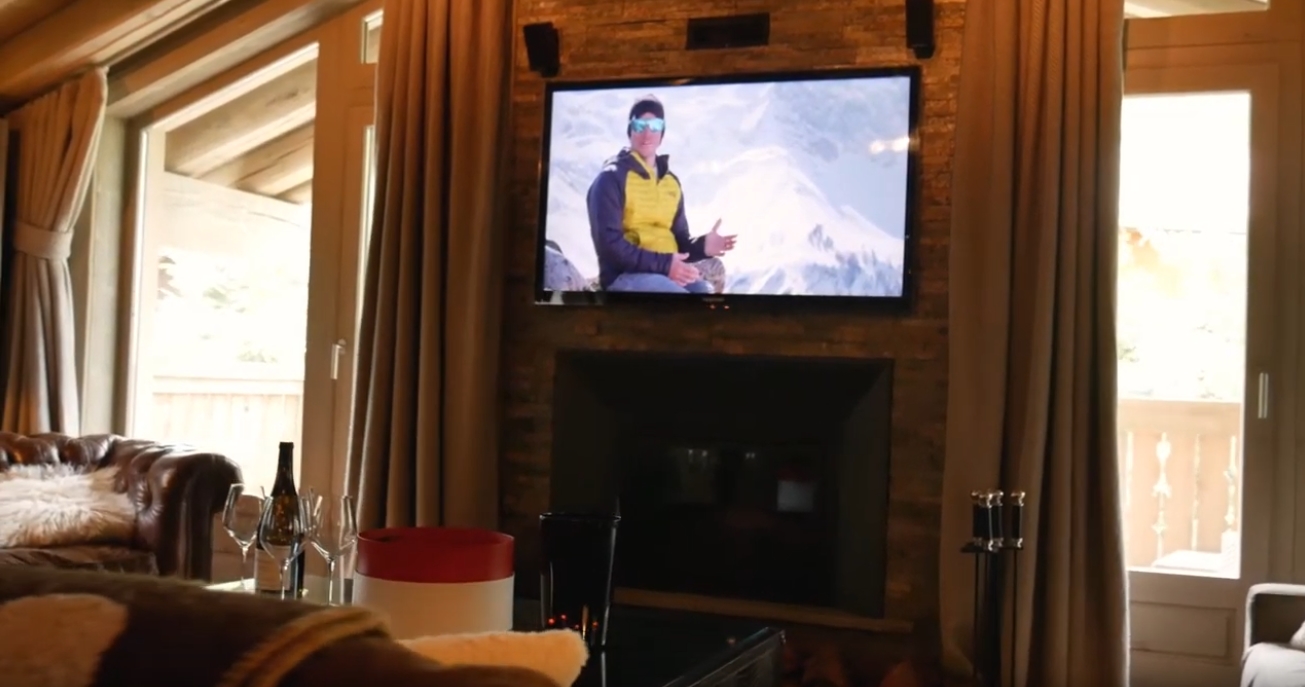 9 Photos vs. Chalet White Pearl - Val d'Isere | Isle Blue Villa Interior Design Tour