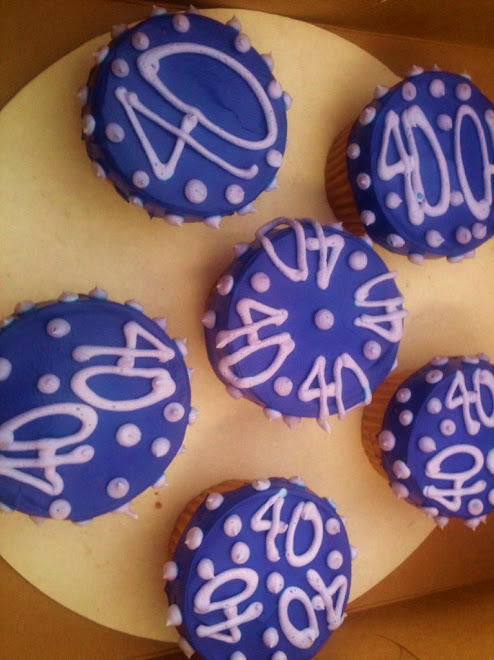 40_Dot_Birthday_Rum_Cupcakes