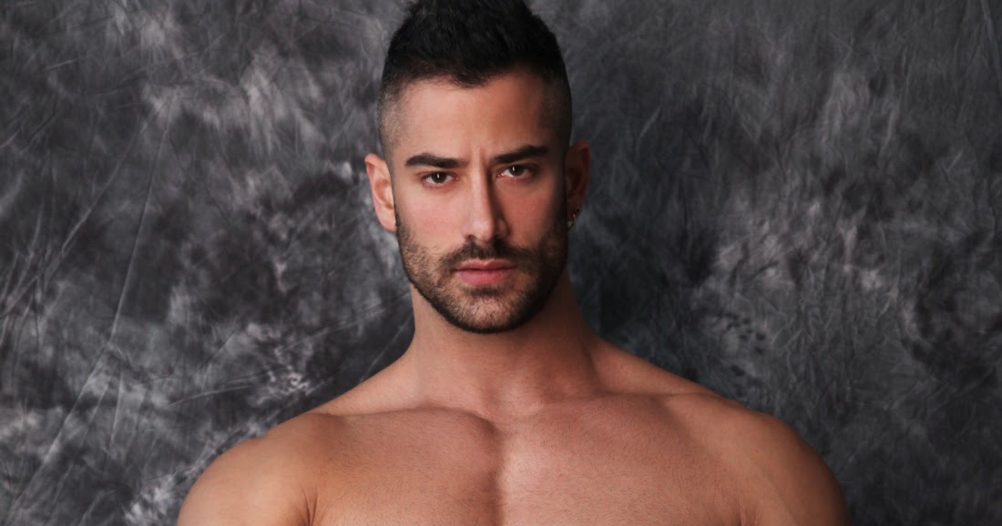 Jonathan Guijarro gay