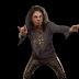 Ronnie James Dio se apresenta apesar de estar morto.