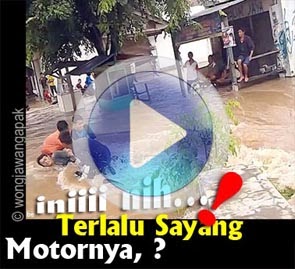  BANJIR JAKARTA VIDEO YOUTUBE GOKIL
