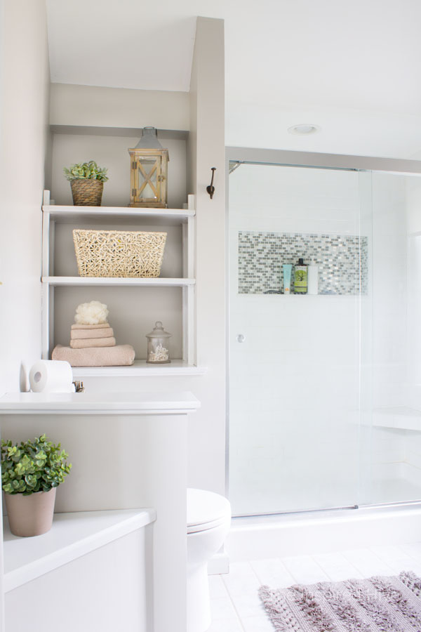 The quickest way to update a bathroom | The Inspired Hive