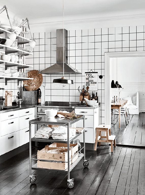 Swing arm lamps in the kitchen | Elle Decoration