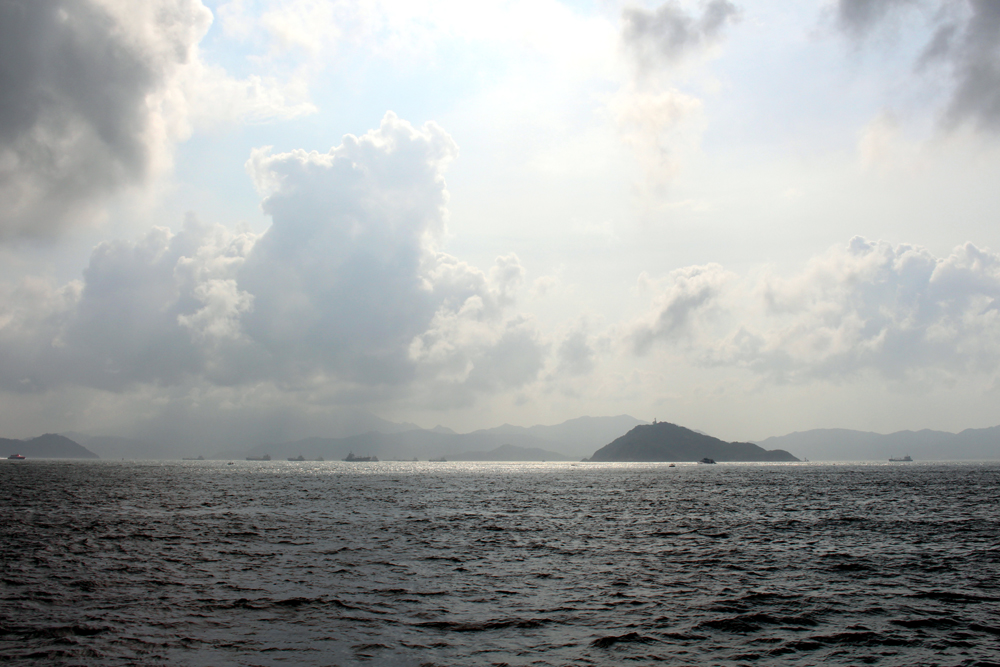 Ferry crossing to Lamma Island | Hong Kong travel blog | lifestyle blogger