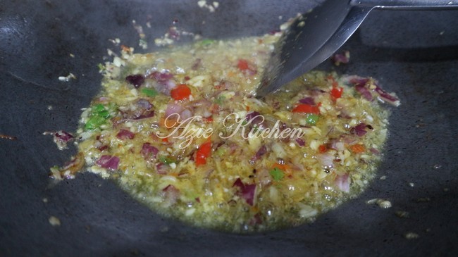 Pucuk Paku Goreng Pedas Azie Kitchen
