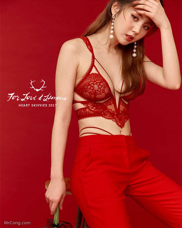 Beautiful Lee Chae Eun sexy in lingerie photo shoot in March 2017 (48 photos) photo 2-15