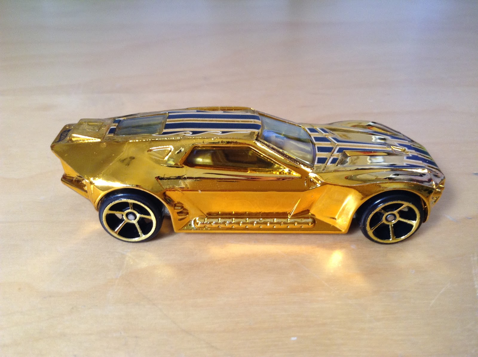 JULIAN'S HOT WHEELS BLOG Bullet Proof (Gold Exclusive! 2016 Europe