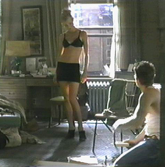 34+ Estella Gwyneth Paltrow Great Expectations Gif