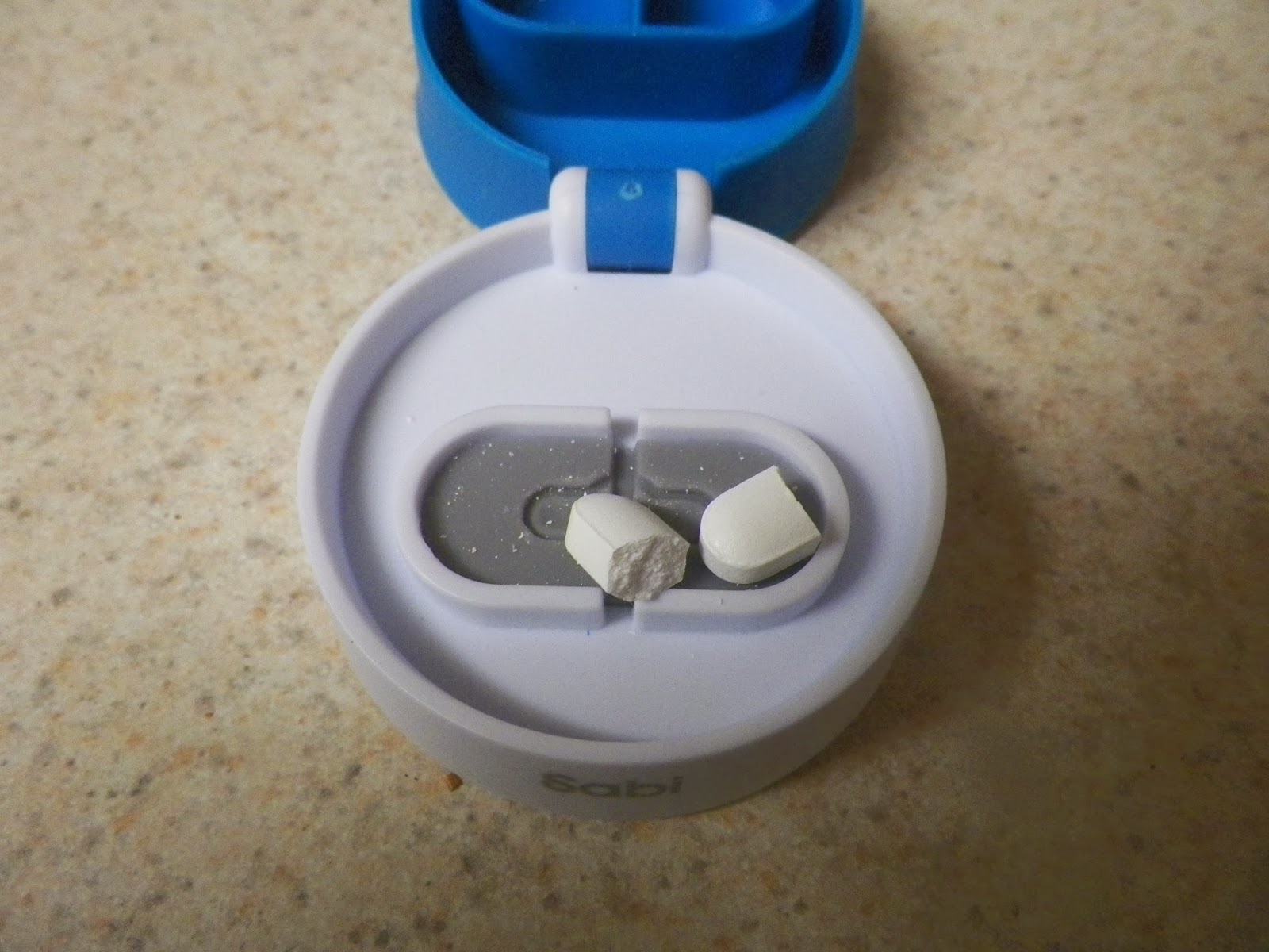 mygreatfinds CHOP Minimal Effort Pill Cutter Review