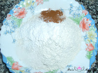 Harina, levadura, canela y azúcar avainillada para mezclar