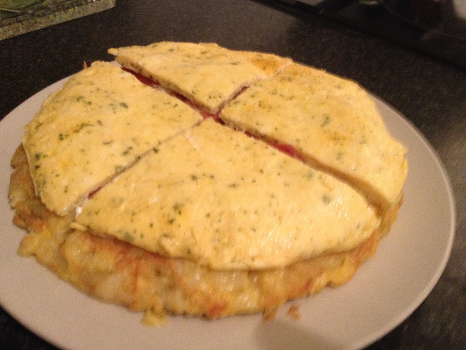 La cocina según Ereaga Tortilla de jamón con crema de queso azul