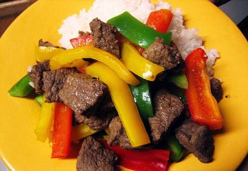 Stir-fried Tender Beef with Capsicum (Bò Xào Ớt Xanh)