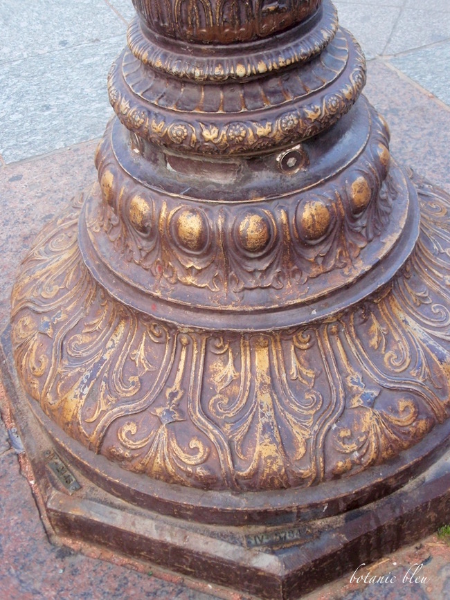 french-style-lamp-post-design