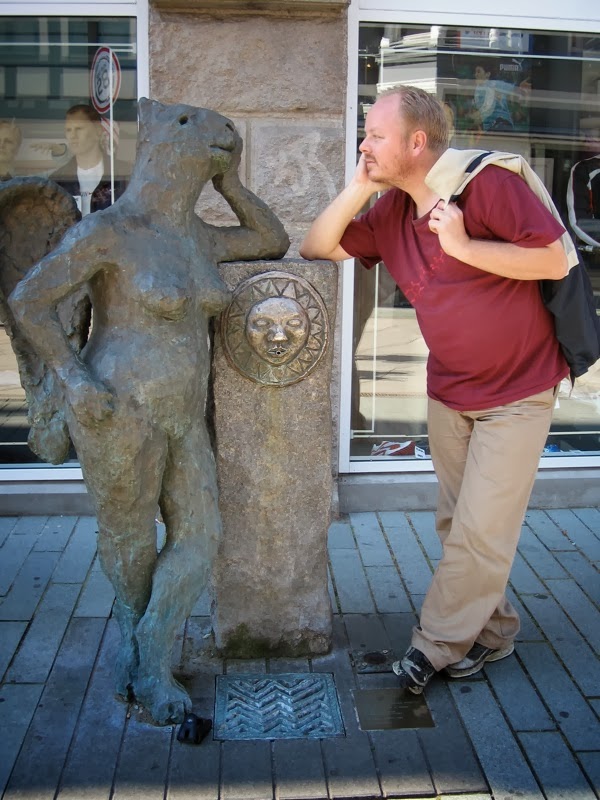 funny Statues