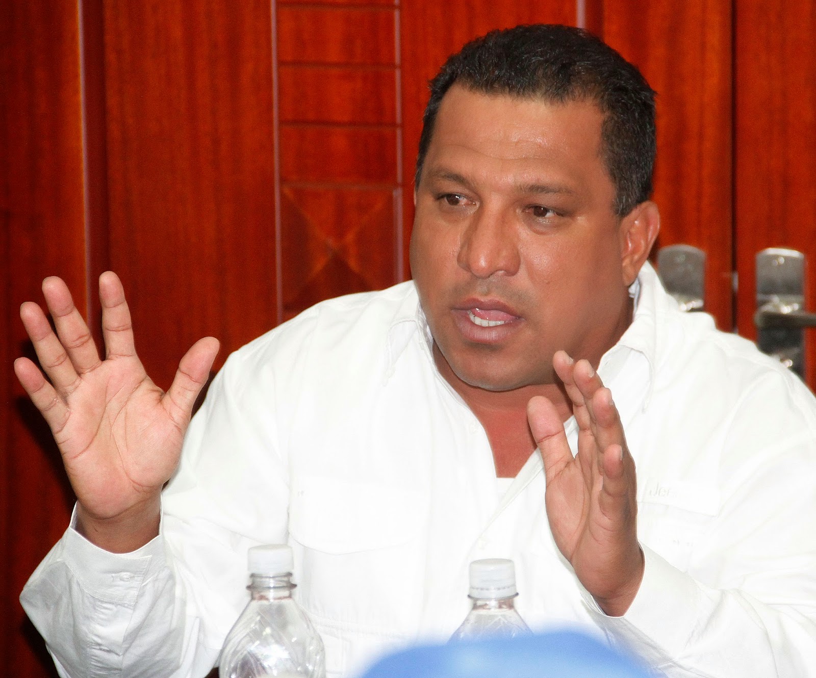 La Voz de Mariño Alcalde Alfredo Díaz“Seguiremos siendo el municipio