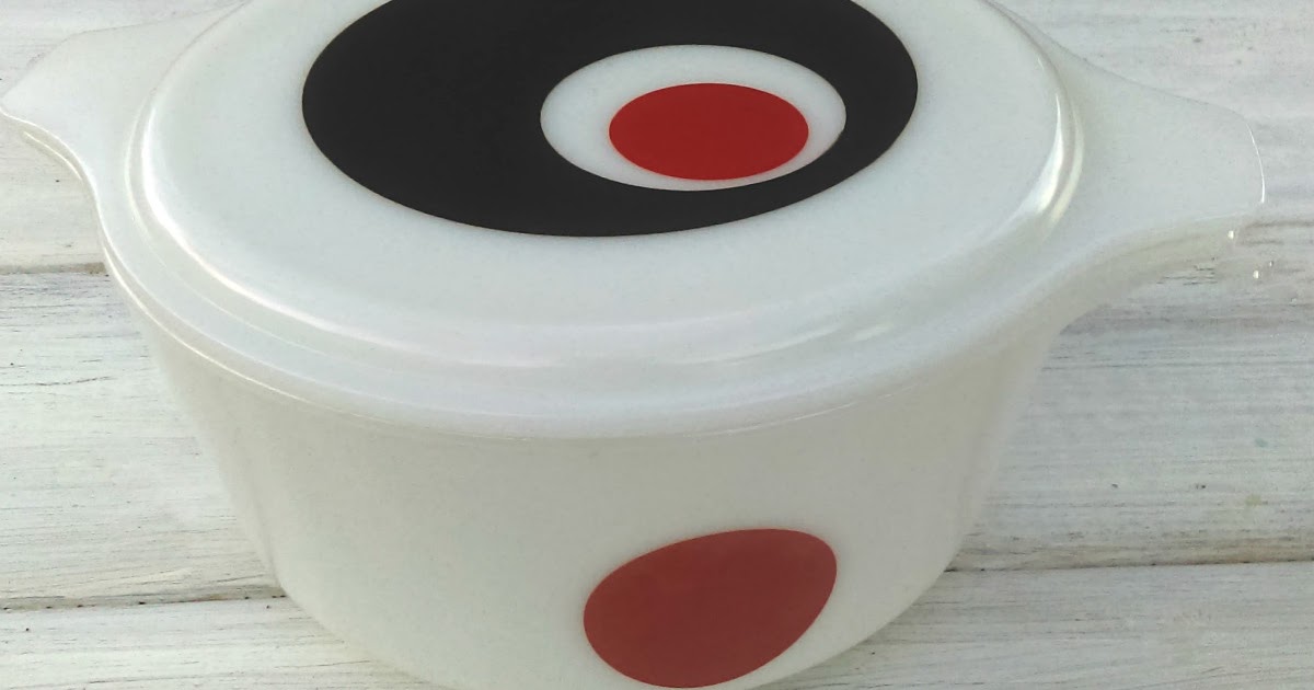 Vintage Moon Deco Pyrex: Friday's Find #221 | My Thrift Store Addiction