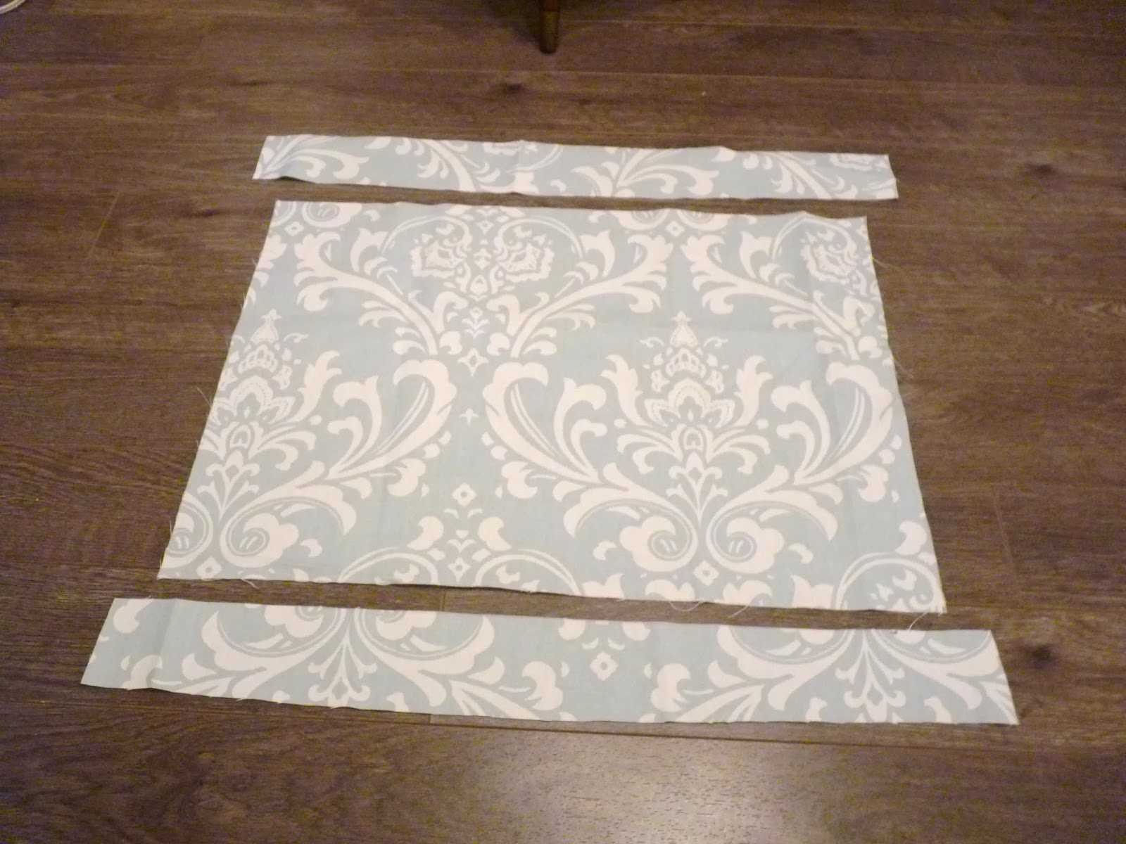 d i y d e s i g n How To Sew A Custom BolsterCushion Cover