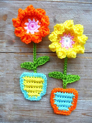crochet applique flowers