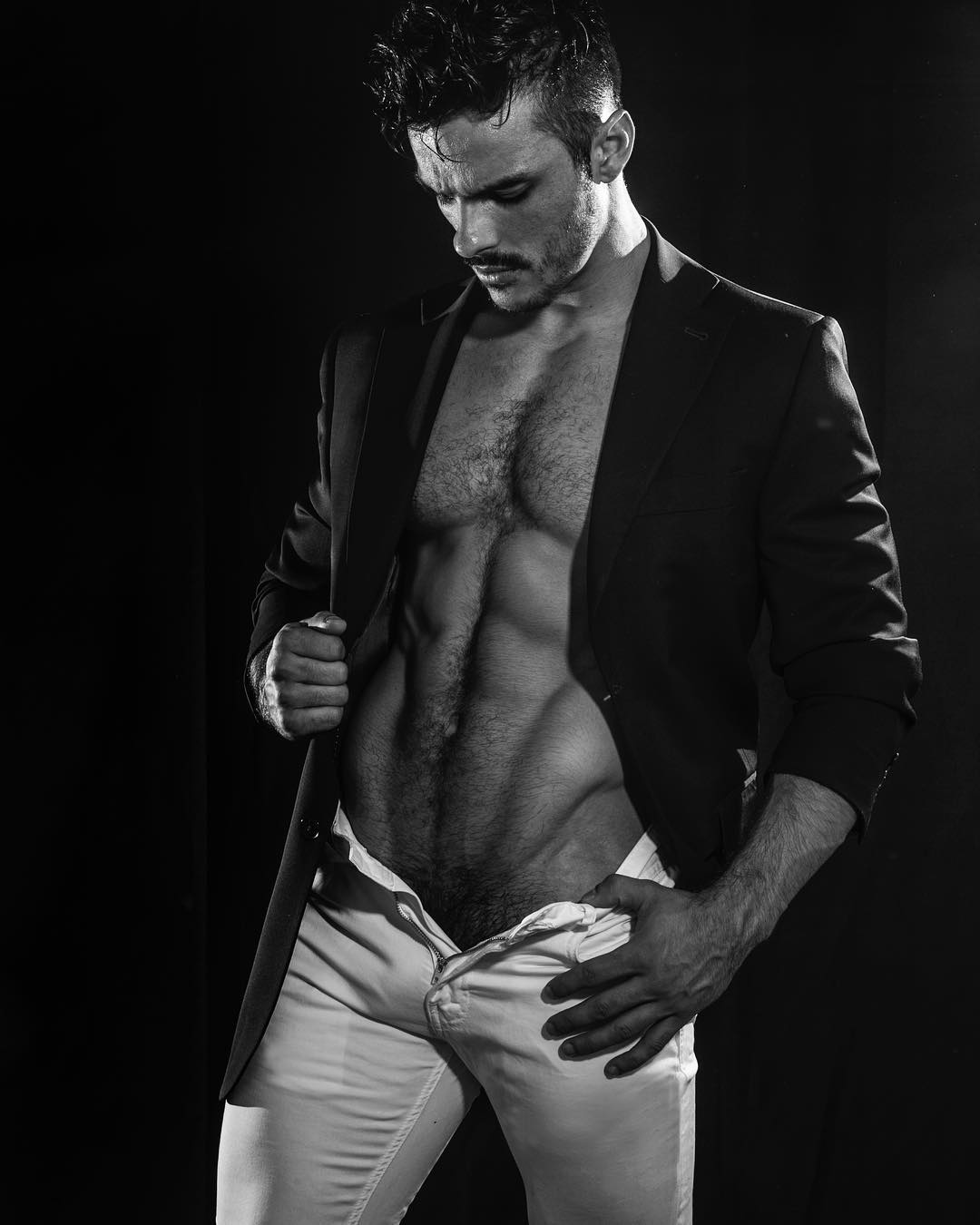 20393524_437989926584334_465655662410045