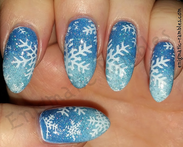 frozen-frosty-snowflake-nails-nail-art