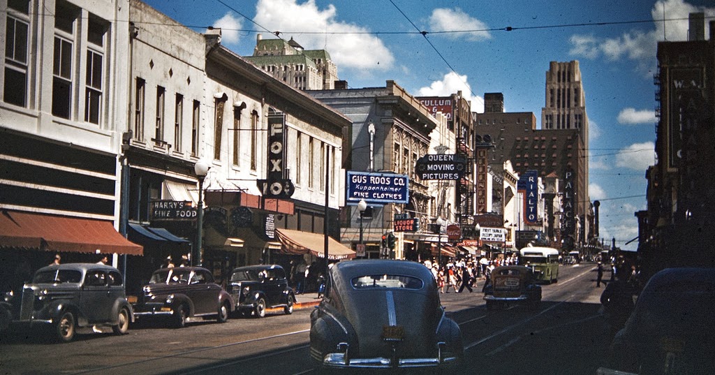 Elm Street, Dallas, 1945 vintage everyday