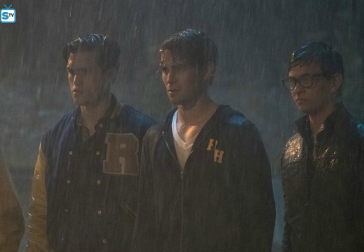 Riverdale - Chapter Seventeen: The Town That Dreaded Sundown - Review