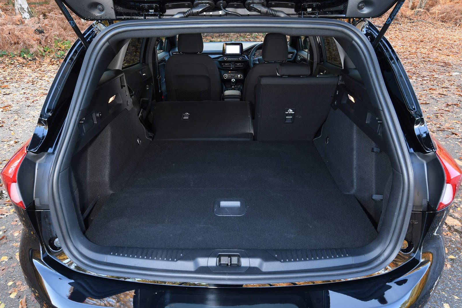 Ford Focus 3 Estate Trunk Space