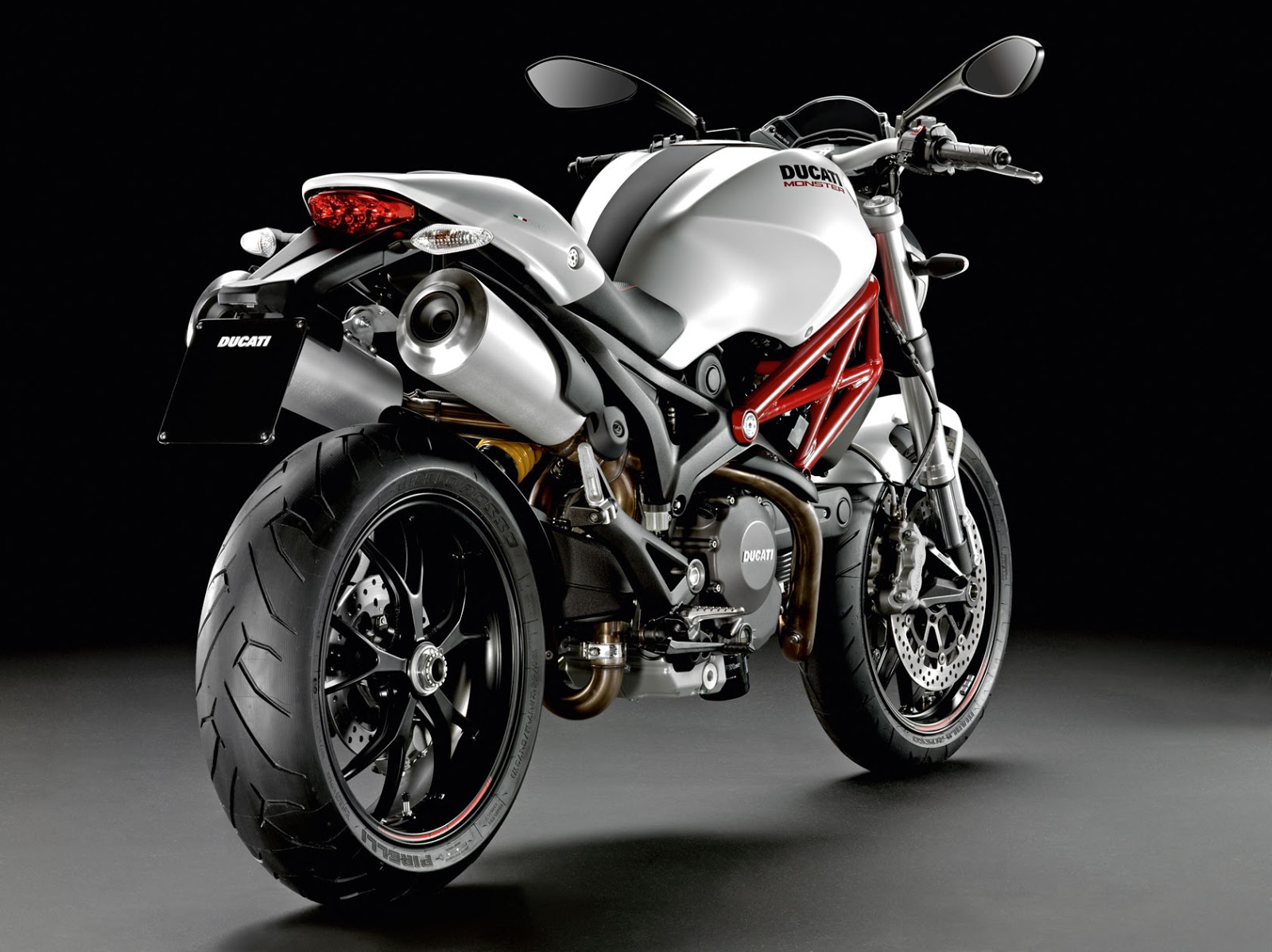 ducati monster 796 ~ Bike Special