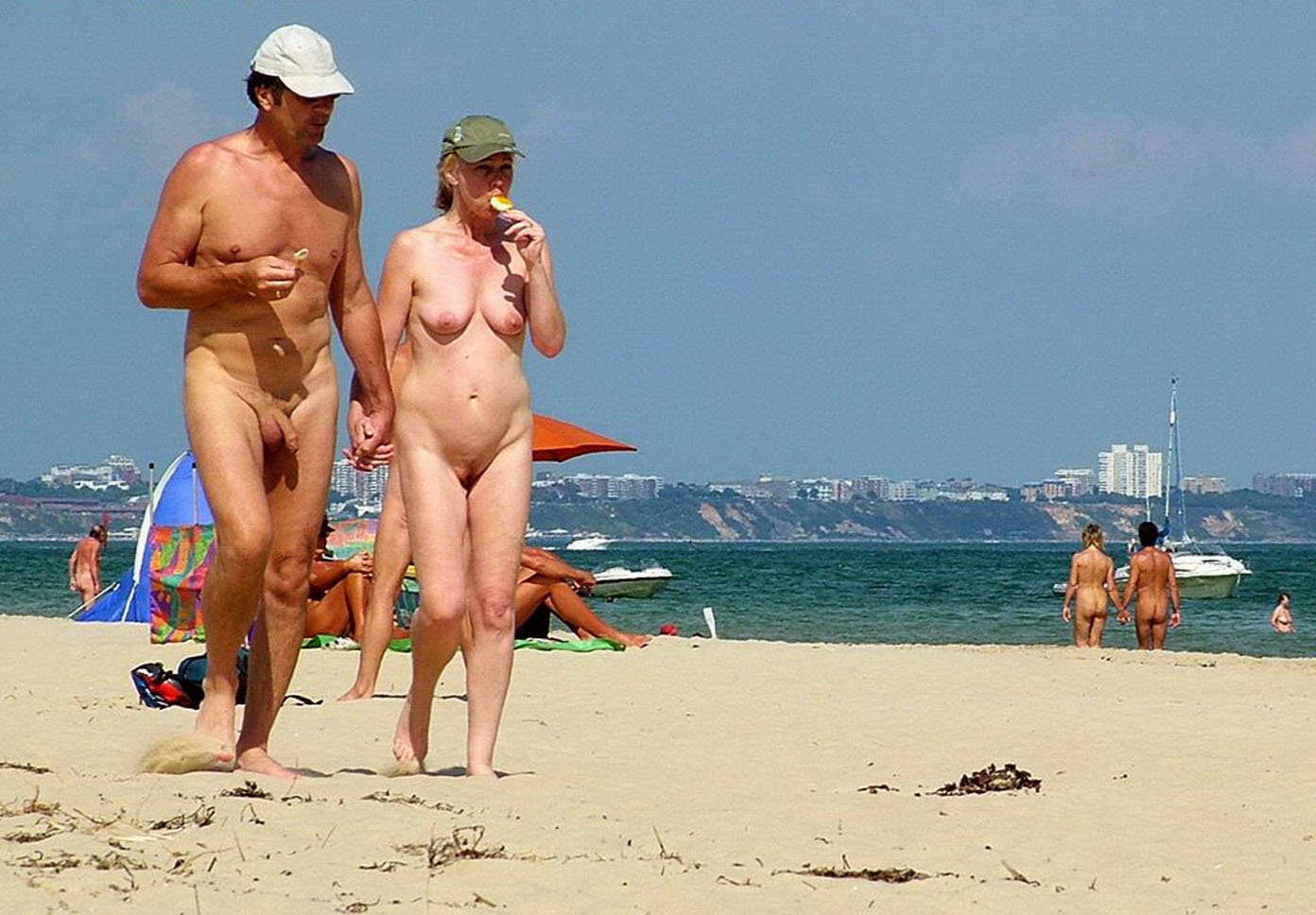 Coccozella Beach - Nudism Photo Hq Nudism Couple Nude Beach Coccozella gallery ...