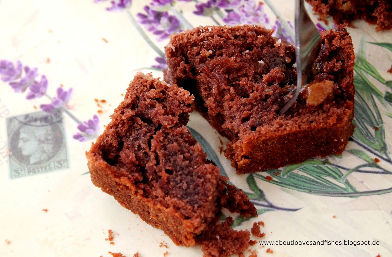 About Loaves and Fishes: Saftiger Kaffeekuchen mit Karamell - Kern