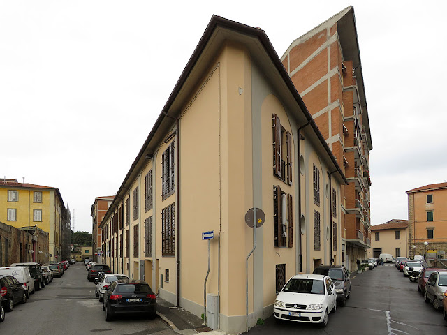 Corner building between Via del Casino and Scali del Teatro, Livorno